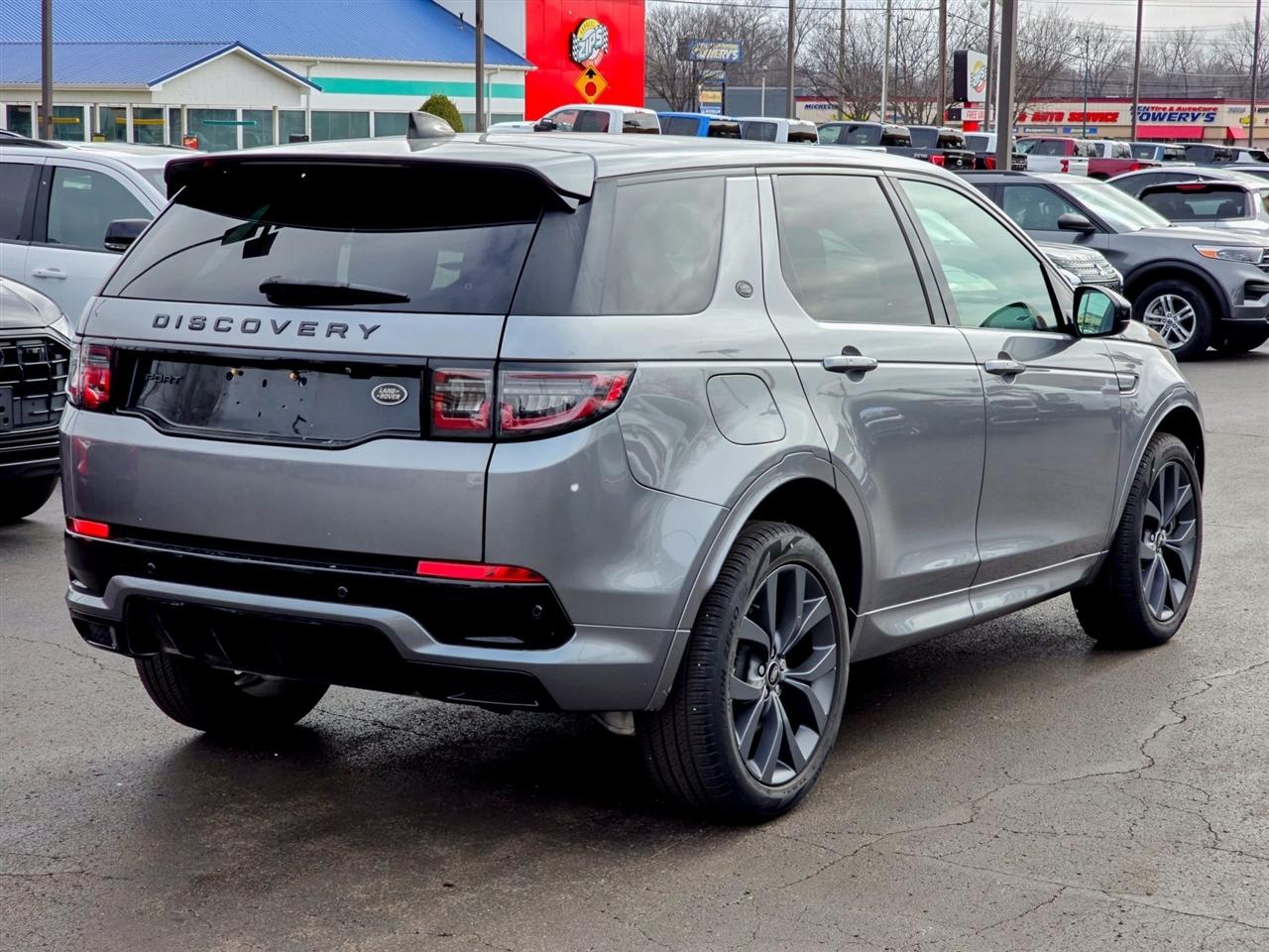 Land Rover Discovery Sport  2023