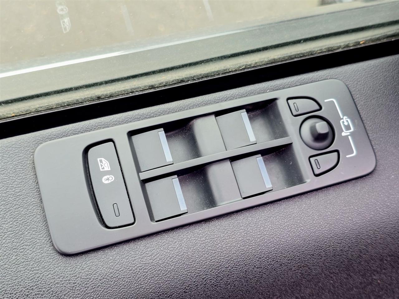 Land Rover Discovery Sport  2023