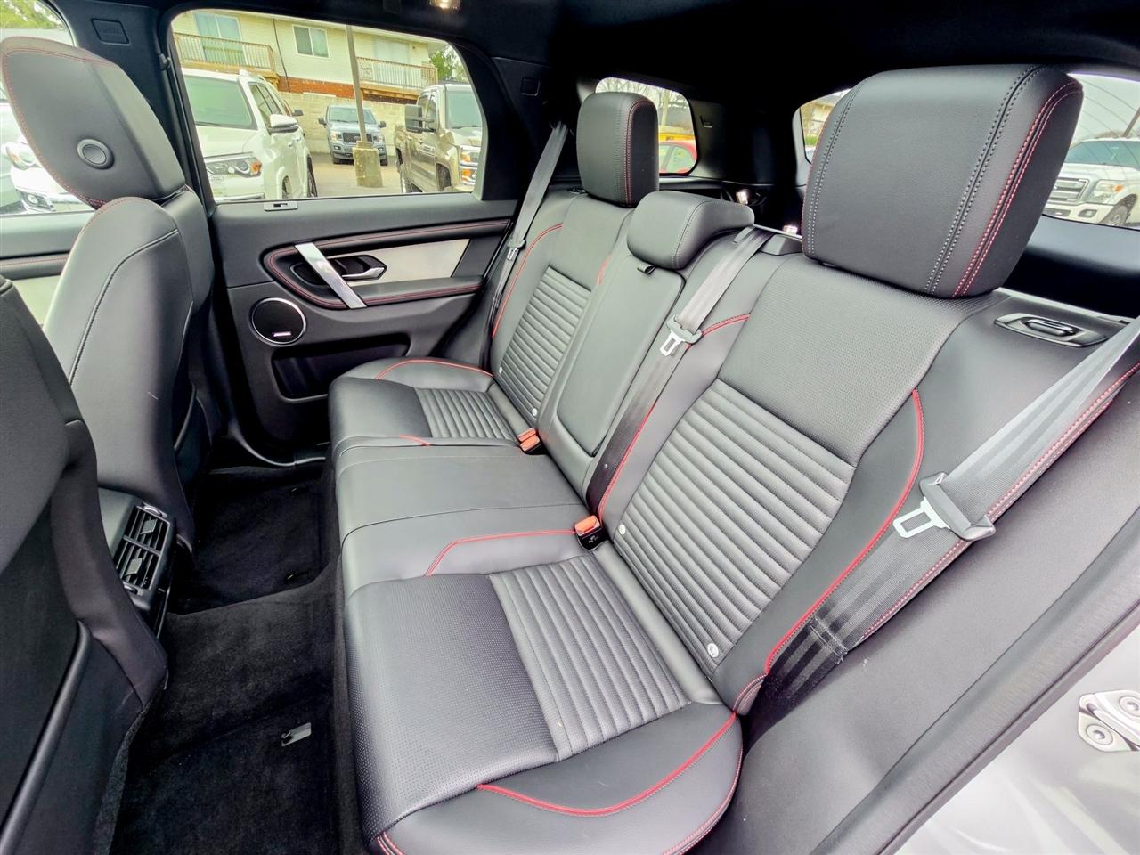 Land Rover Discovery Sport  2023