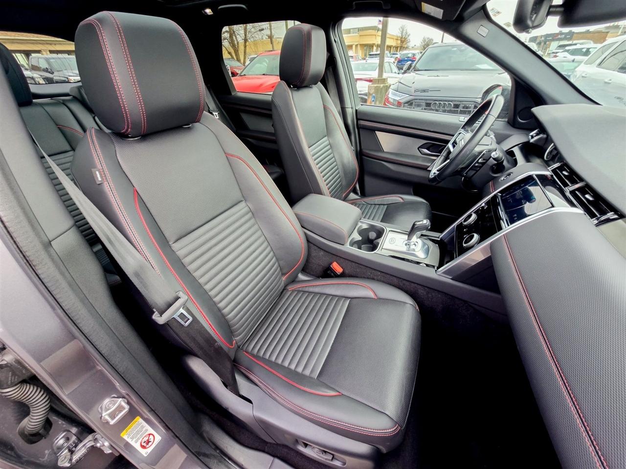 Land Rover Discovery Sport  2023