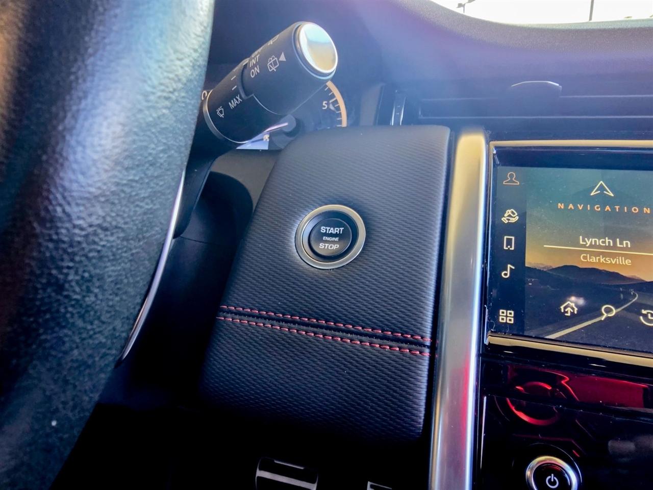 Land Rover Discovery Sport  2023