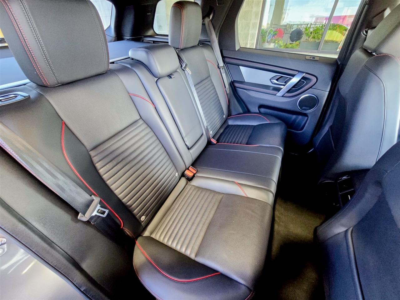 Land Rover Discovery Sport  2023