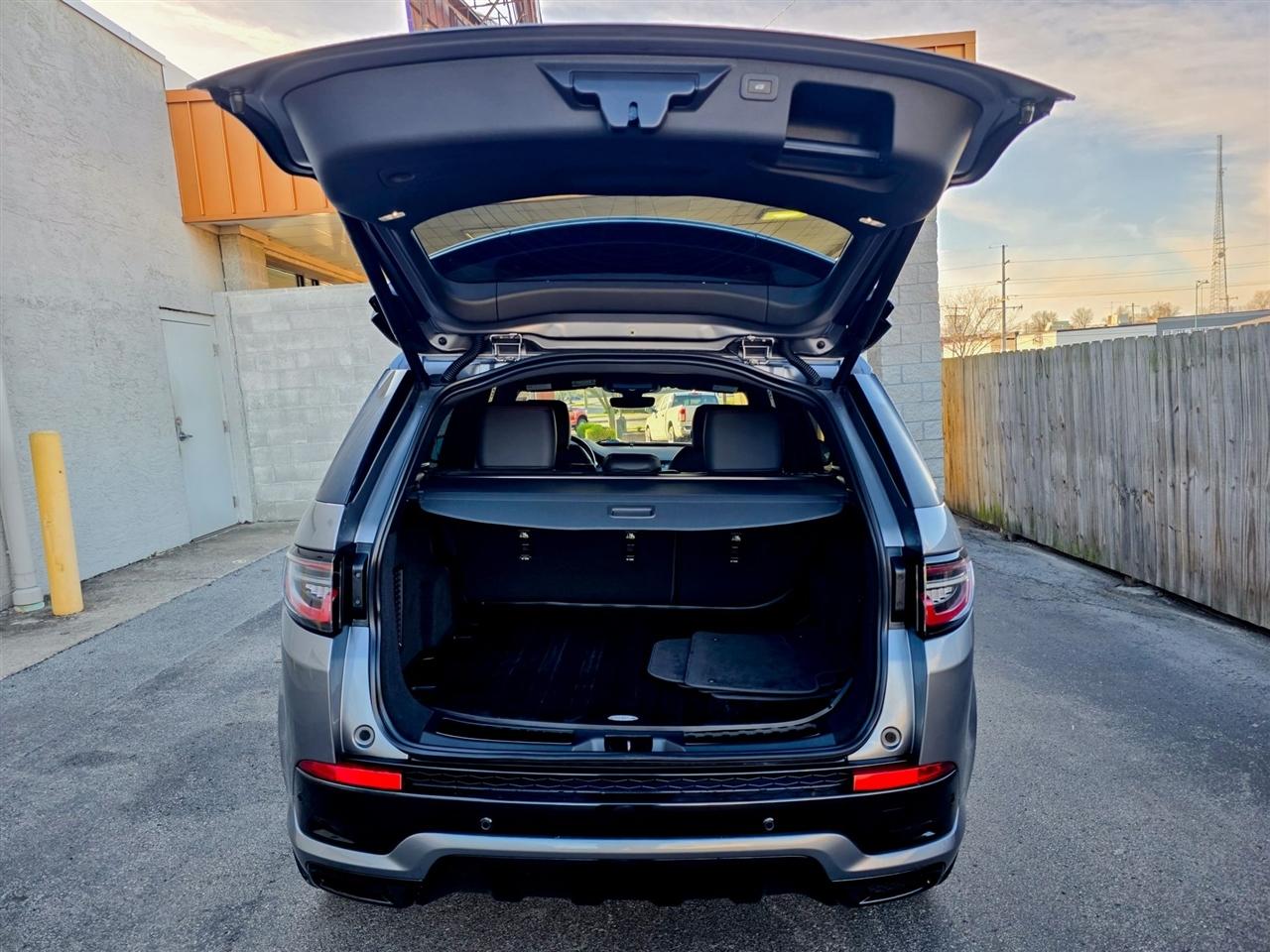 Land Rover Discovery Sport  2023