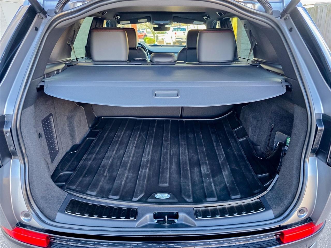 Land Rover Discovery Sport  2023