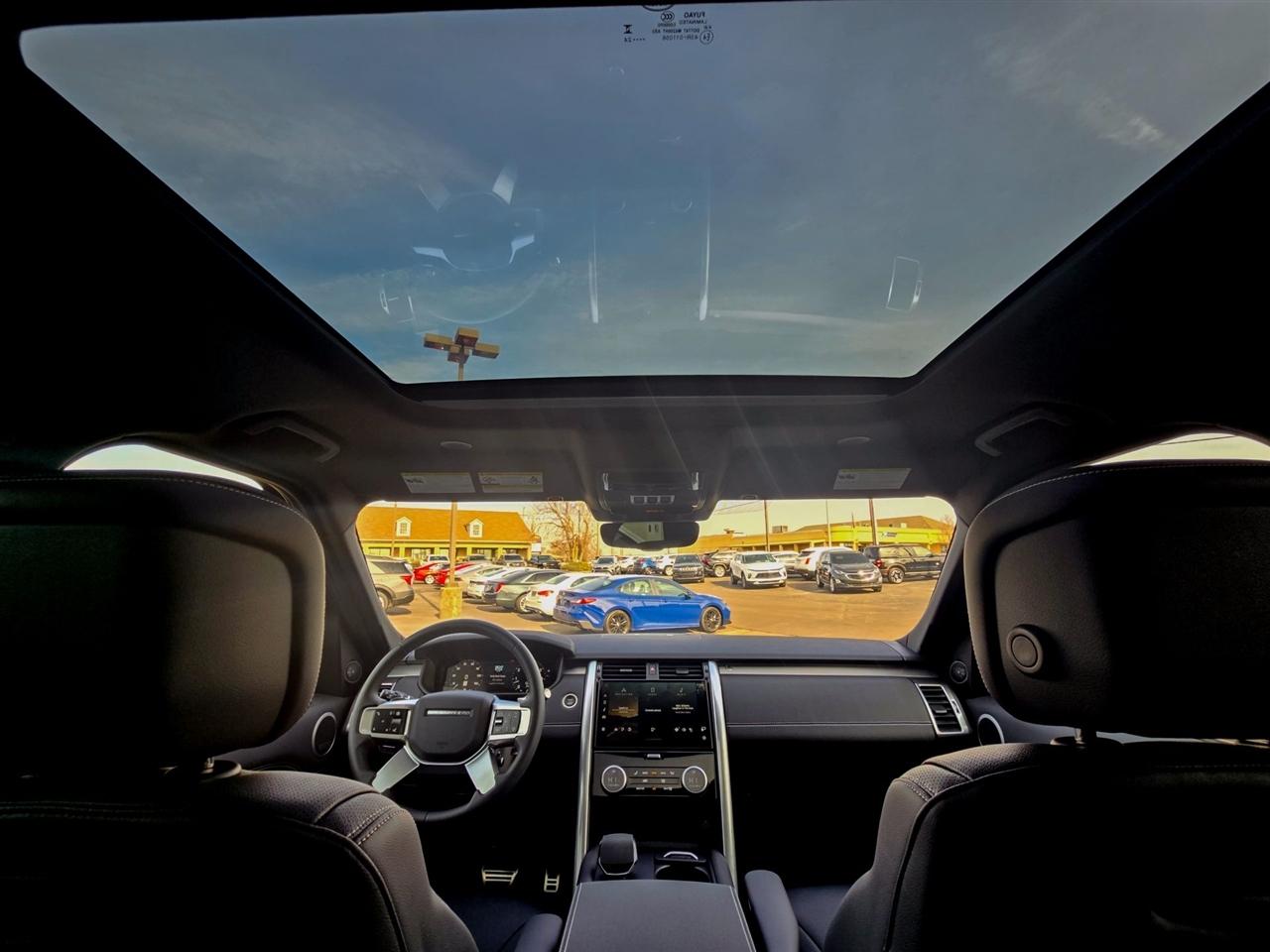 Land Rover Discovery  2025