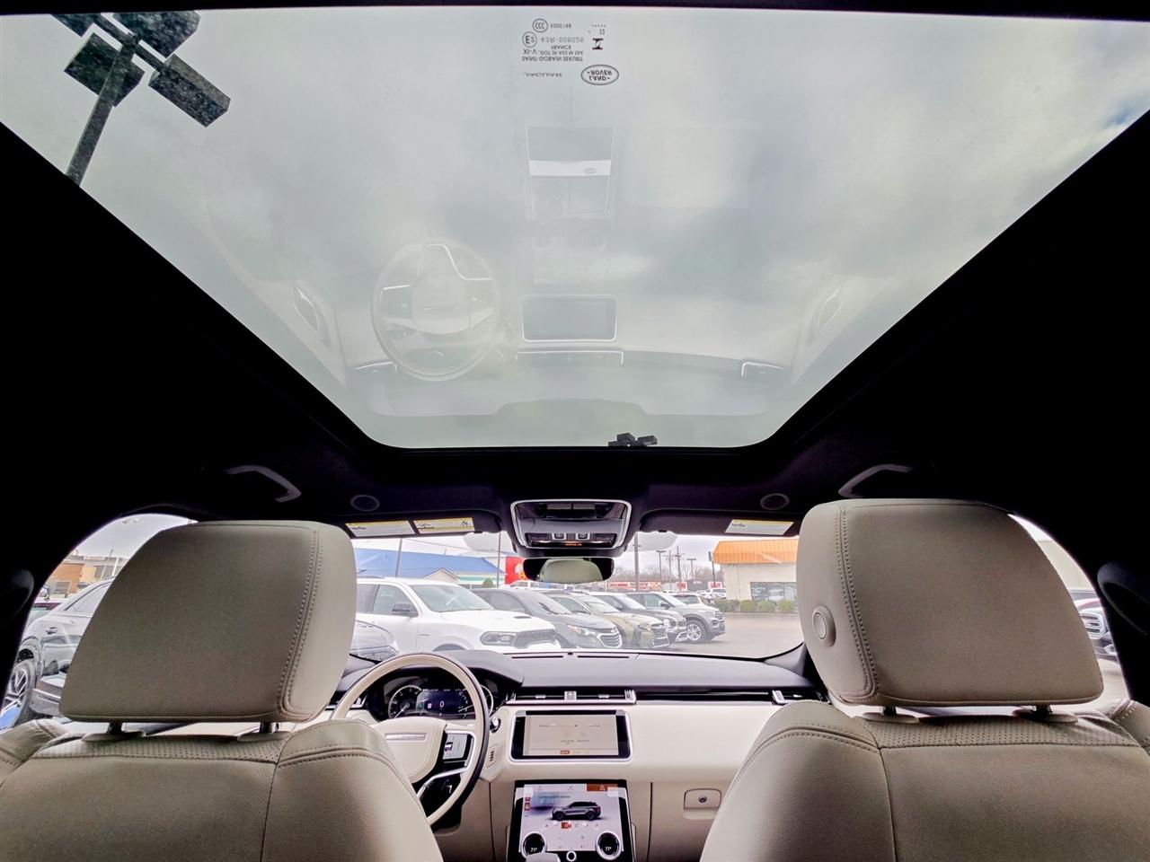 Land Rover Range Rover Velar  2023