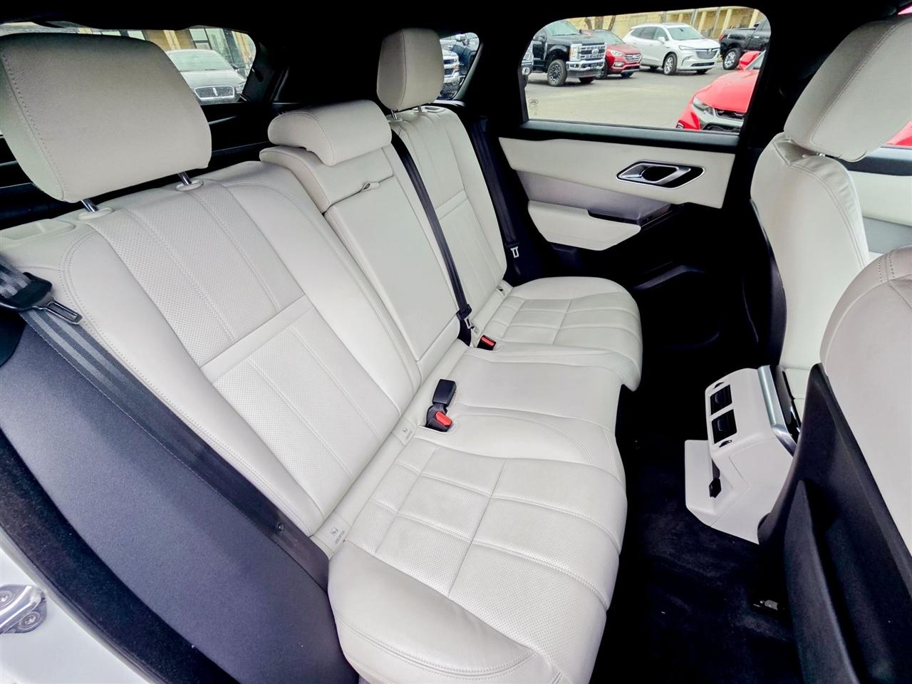 Land Rover Range Rover Velar  2023