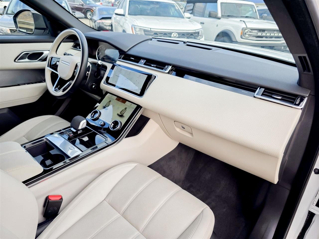 Land Rover Range Rover Velar  2023