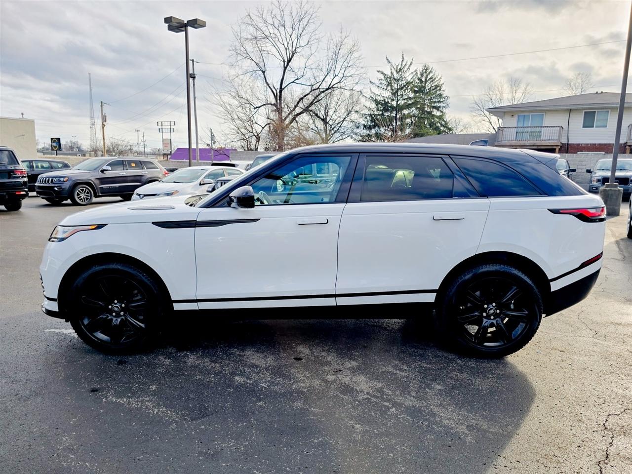 Land Rover Range Rover Velar  2023