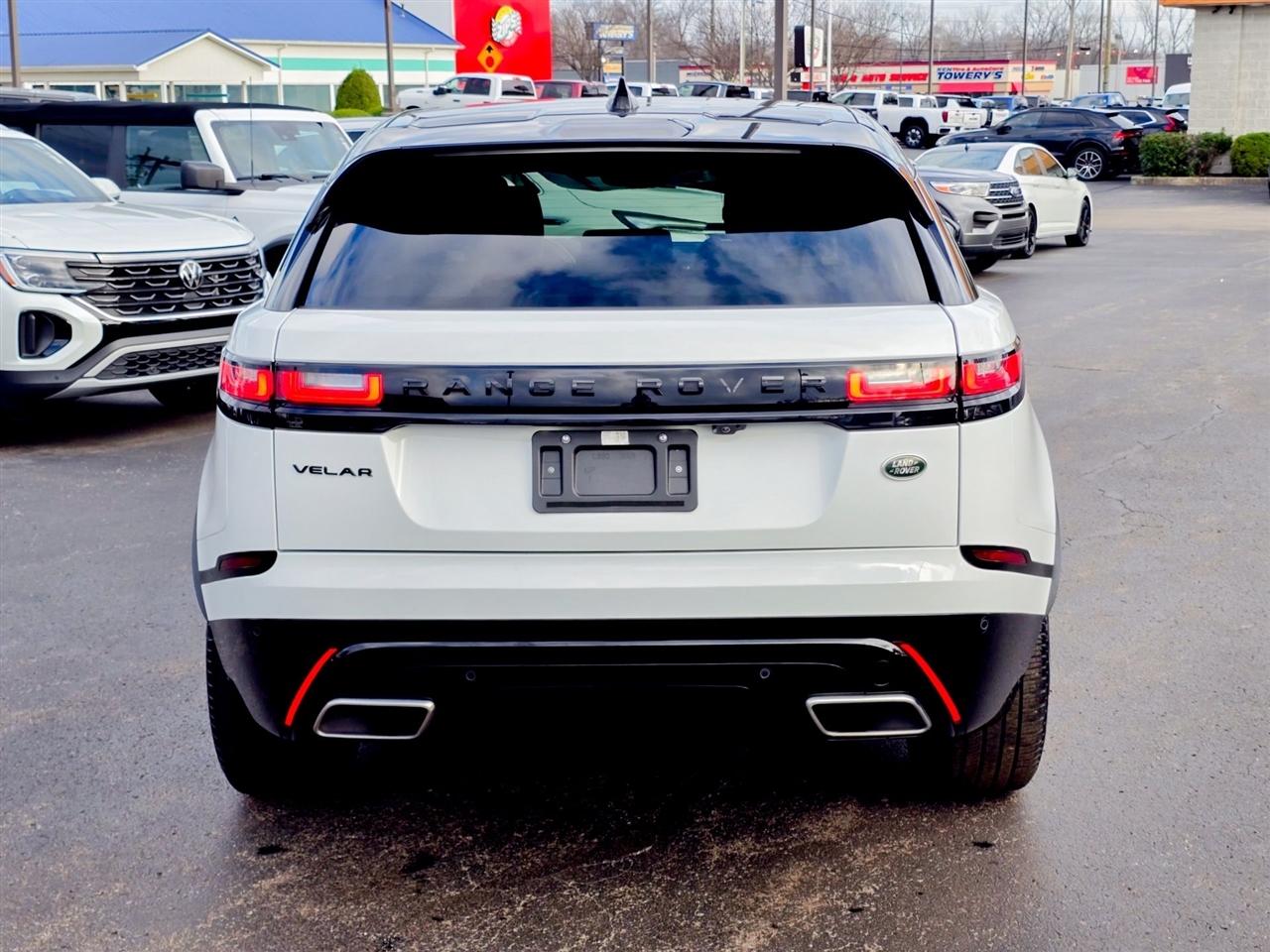 Land Rover Range Rover Velar  2023