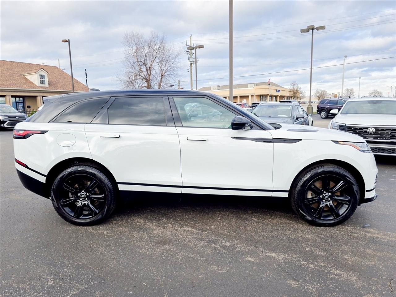 Land Rover Range Rover Velar  2023