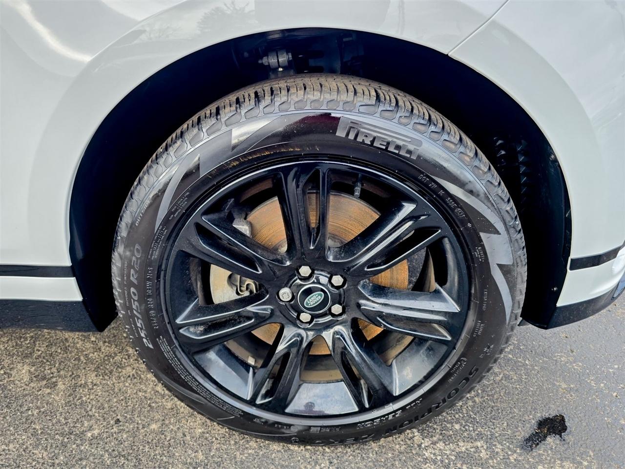 Land Rover Range Rover Velar  2023