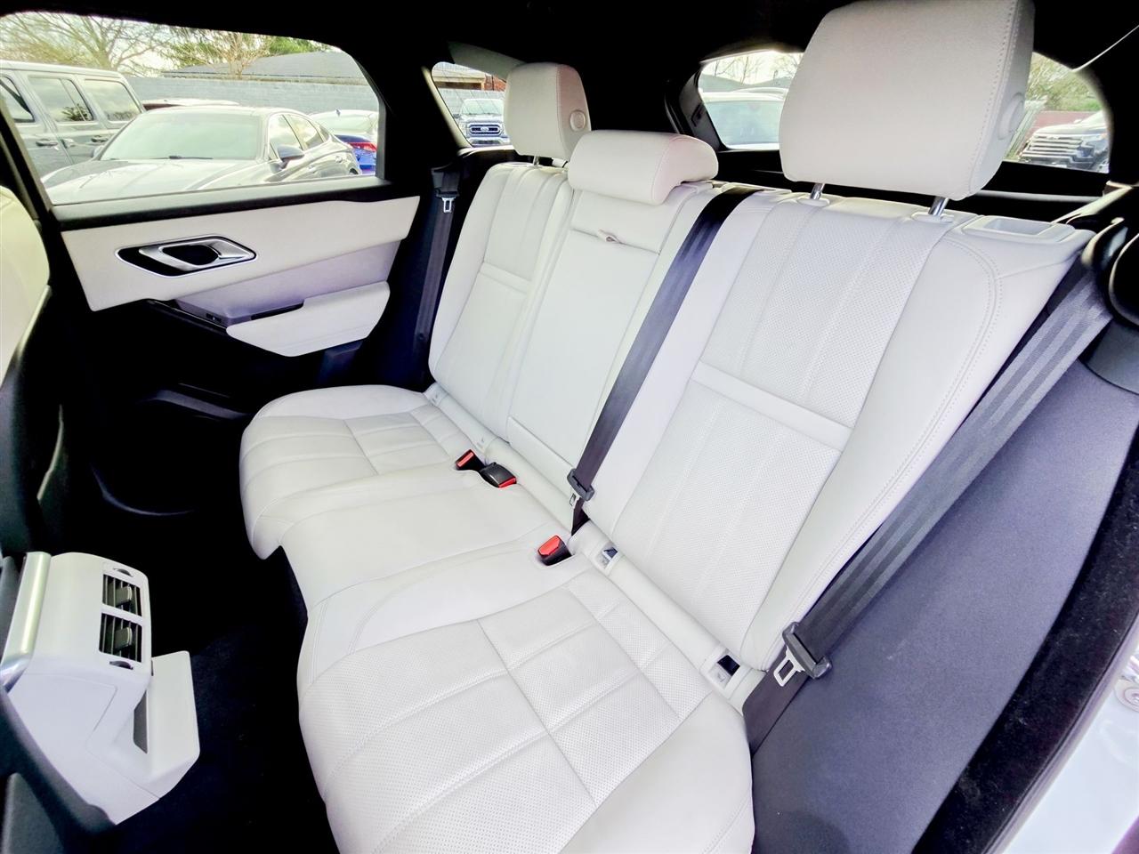 Land Rover Range Rover Velar  2023