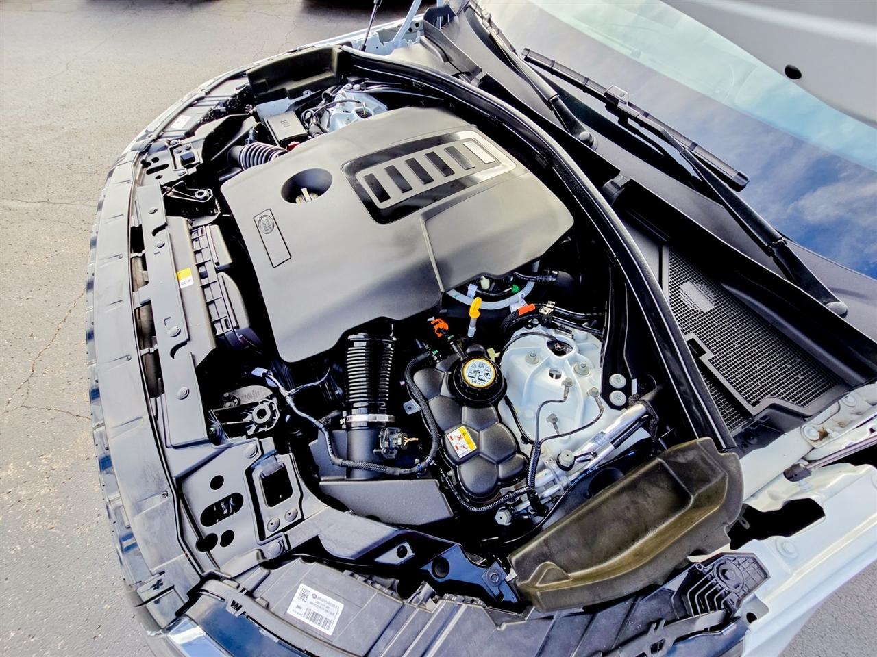 Land Rover Range Rover Velar  2023