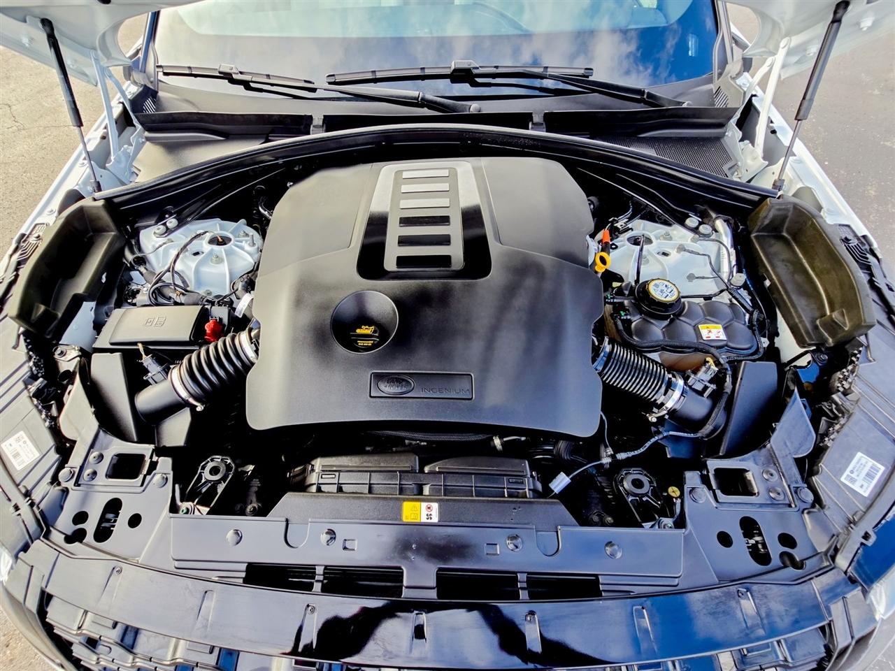 Land Rover Range Rover Velar  2023