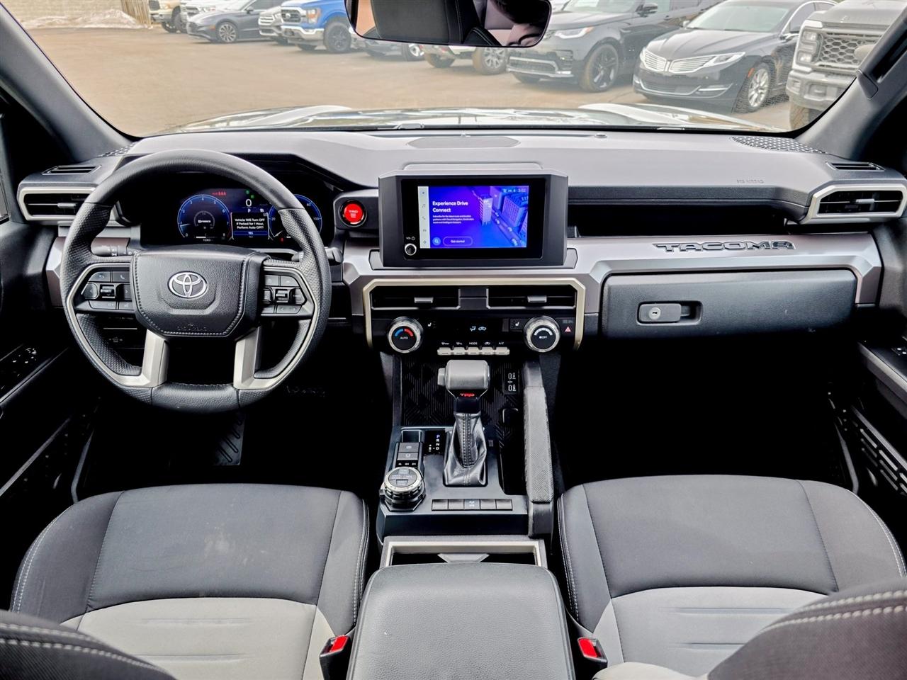 Toyota Tacoma 4WD  2024