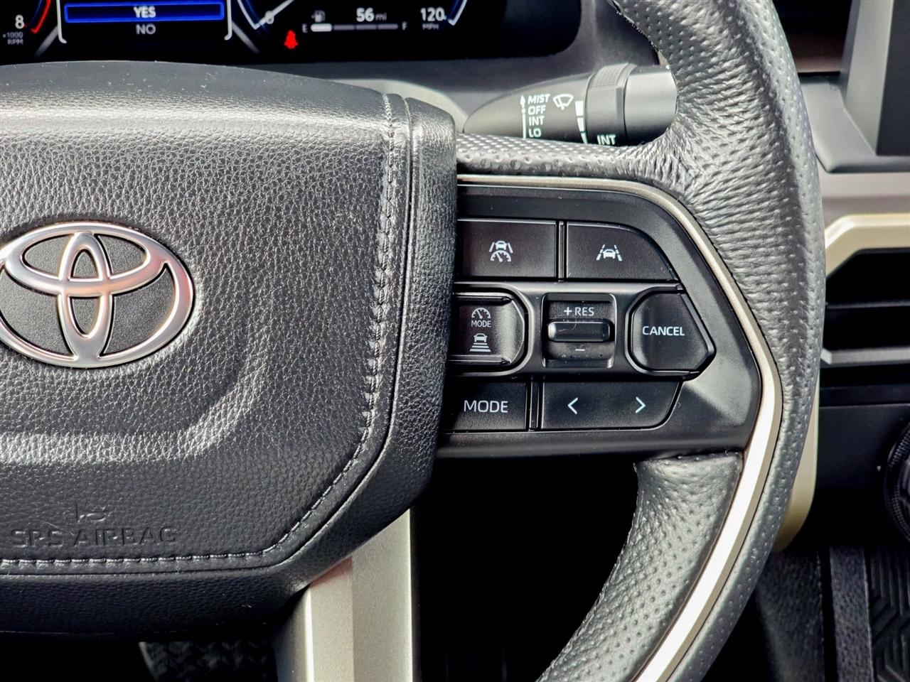 Toyota Tacoma 4WD  2024