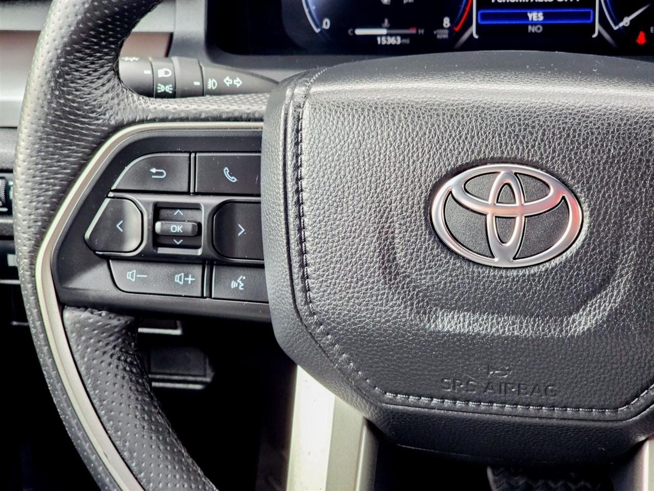 Toyota Tacoma 4WD  2024