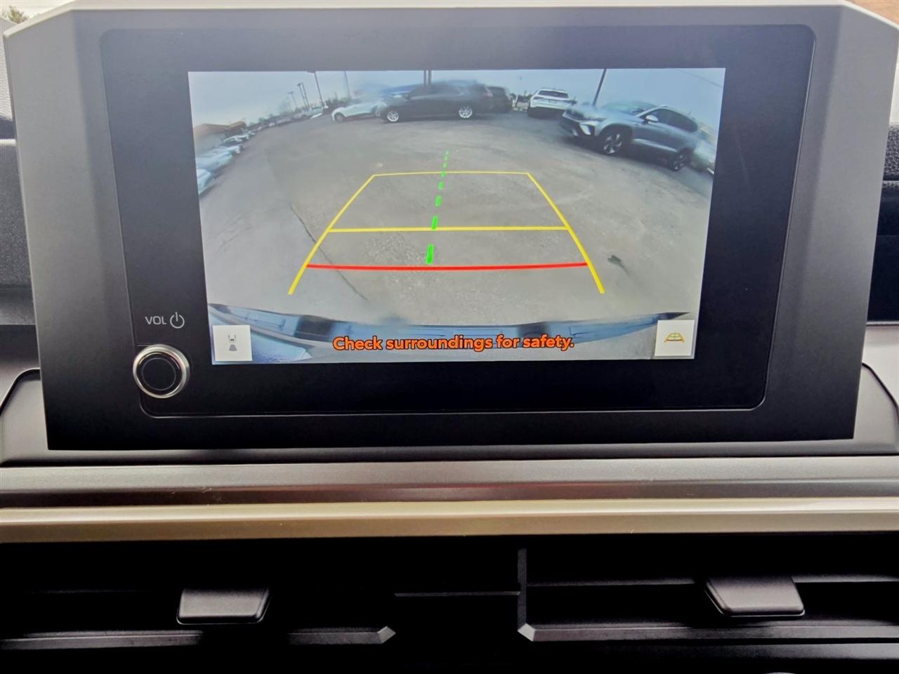 Toyota Tacoma 4WD  2024