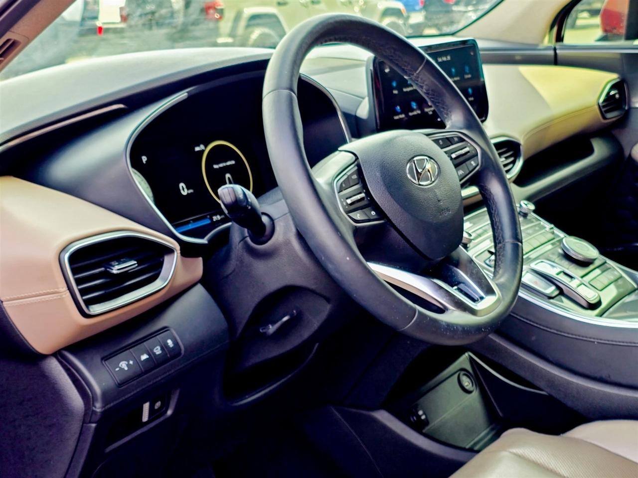 Hyundai Santa Fe Limited 2023