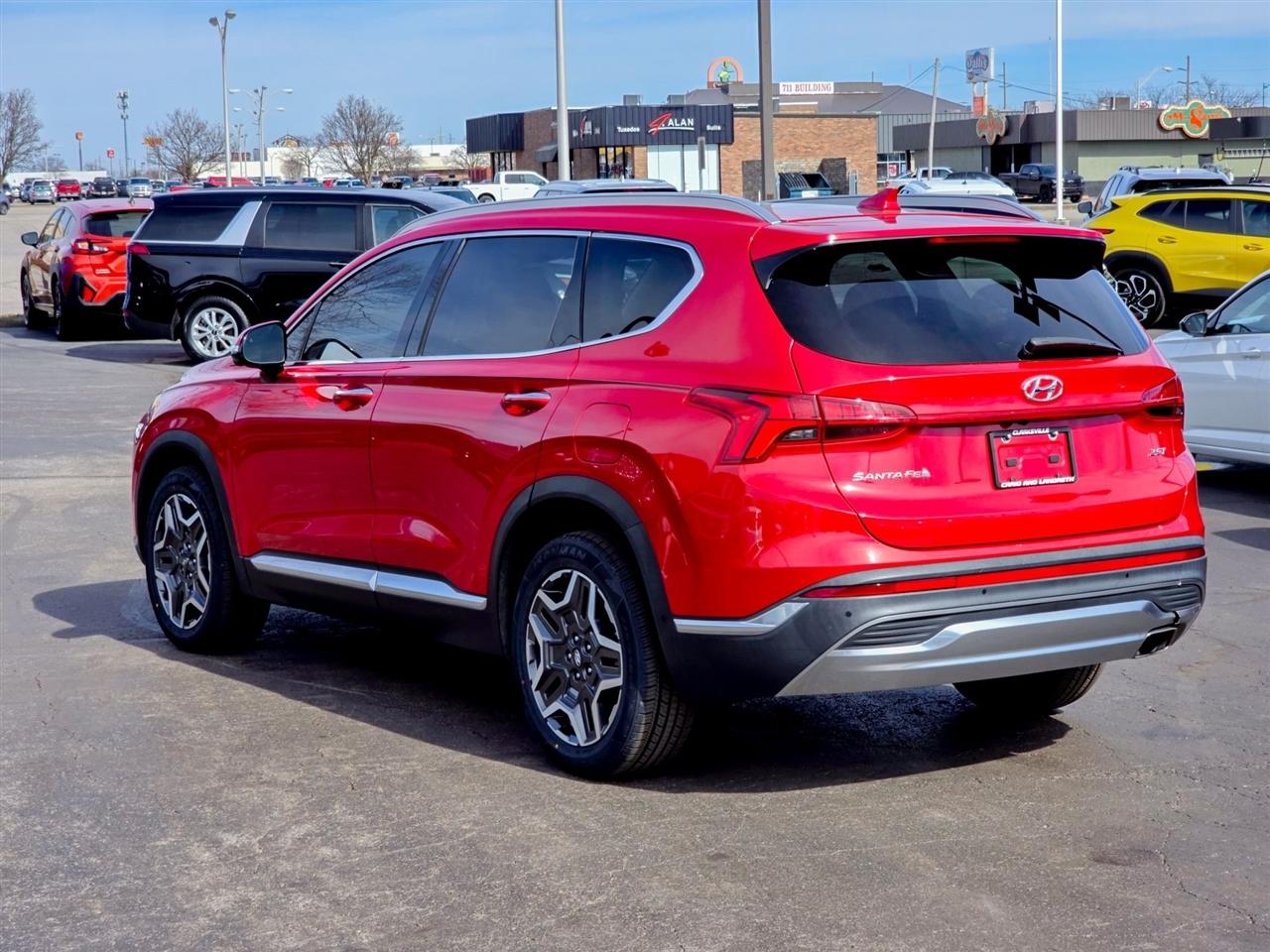Hyundai Santa Fe Limited 2023