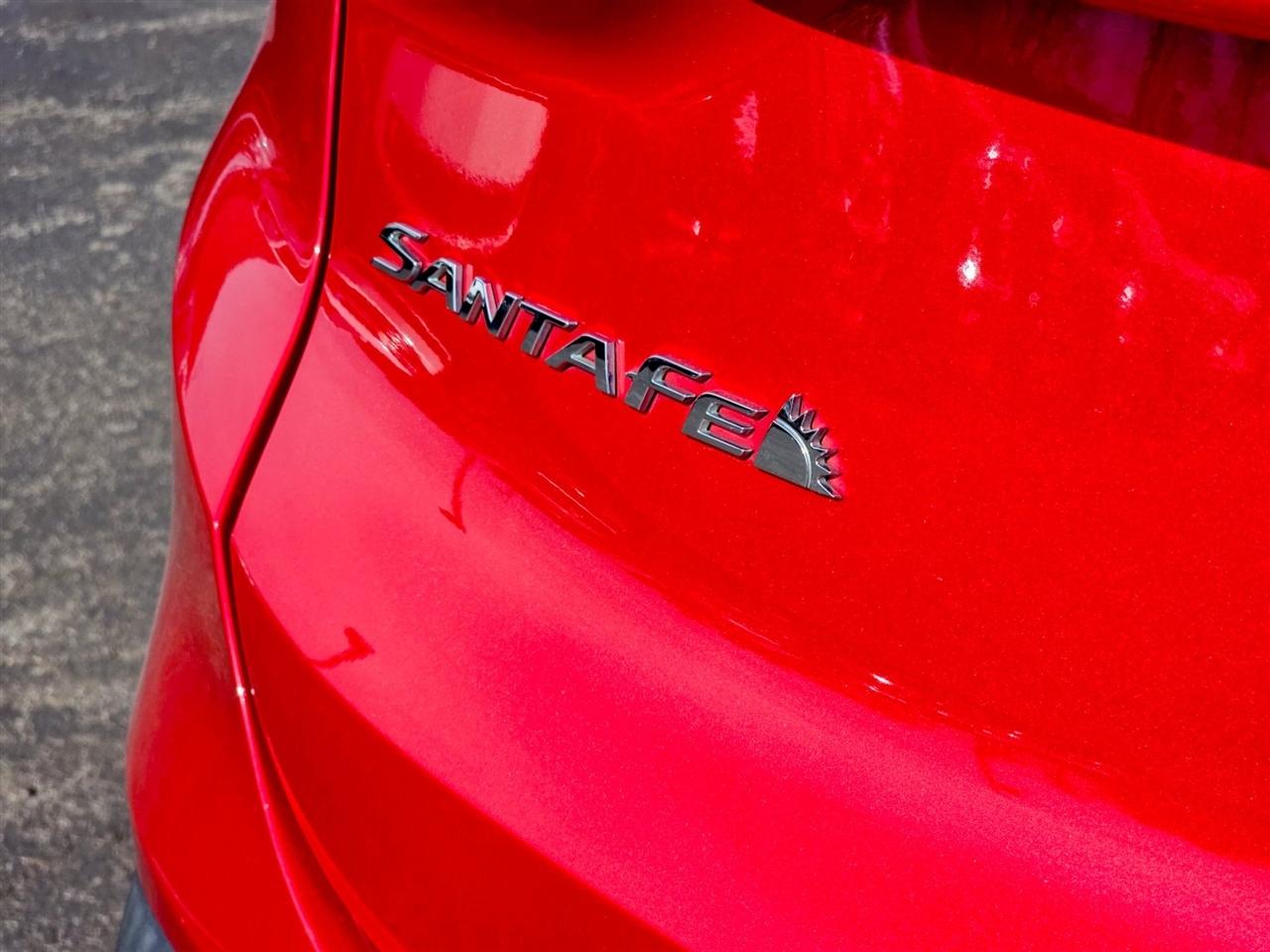 Hyundai Santa Fe Limited 2023