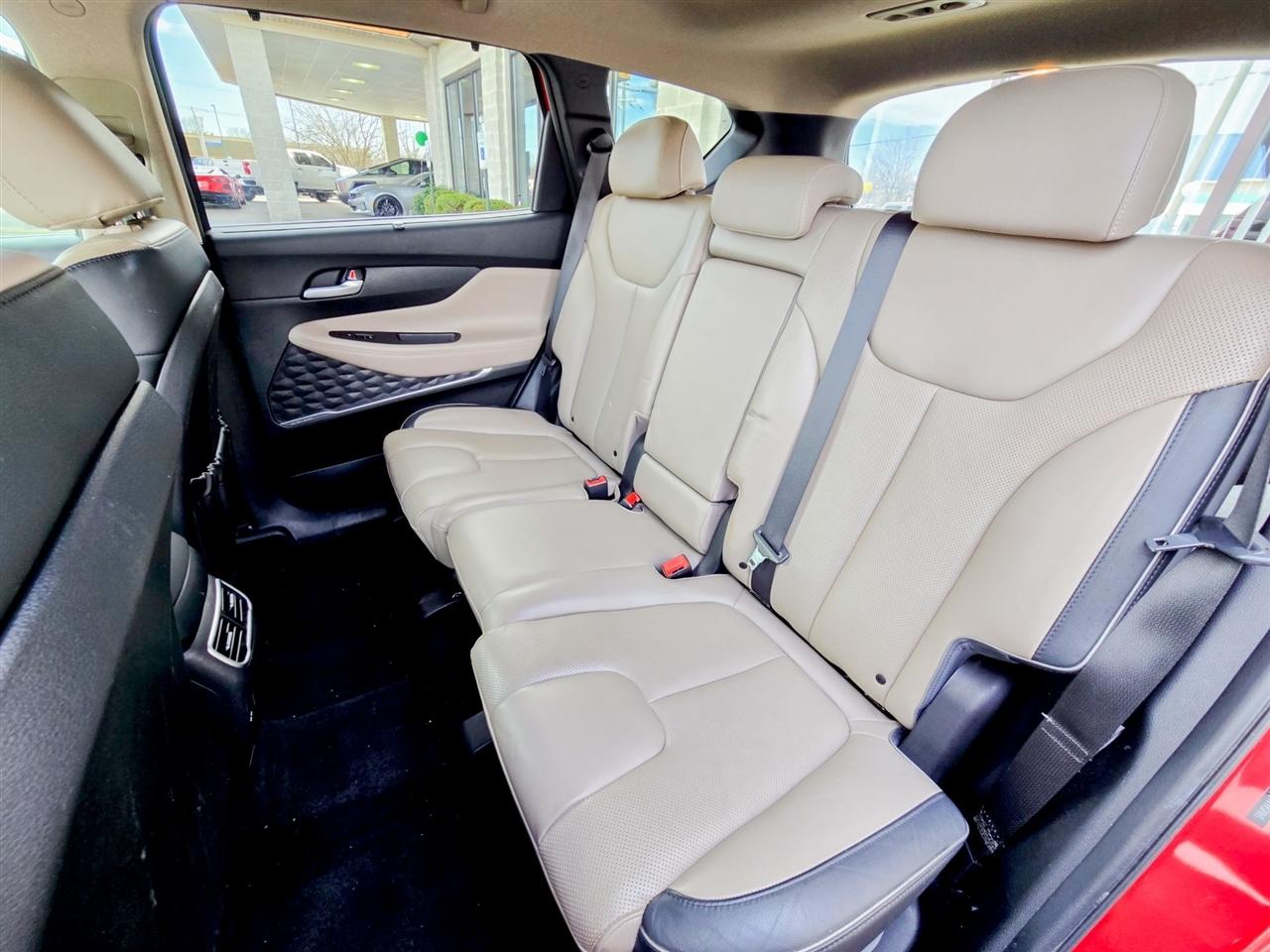 Hyundai Santa Fe Limited 2023