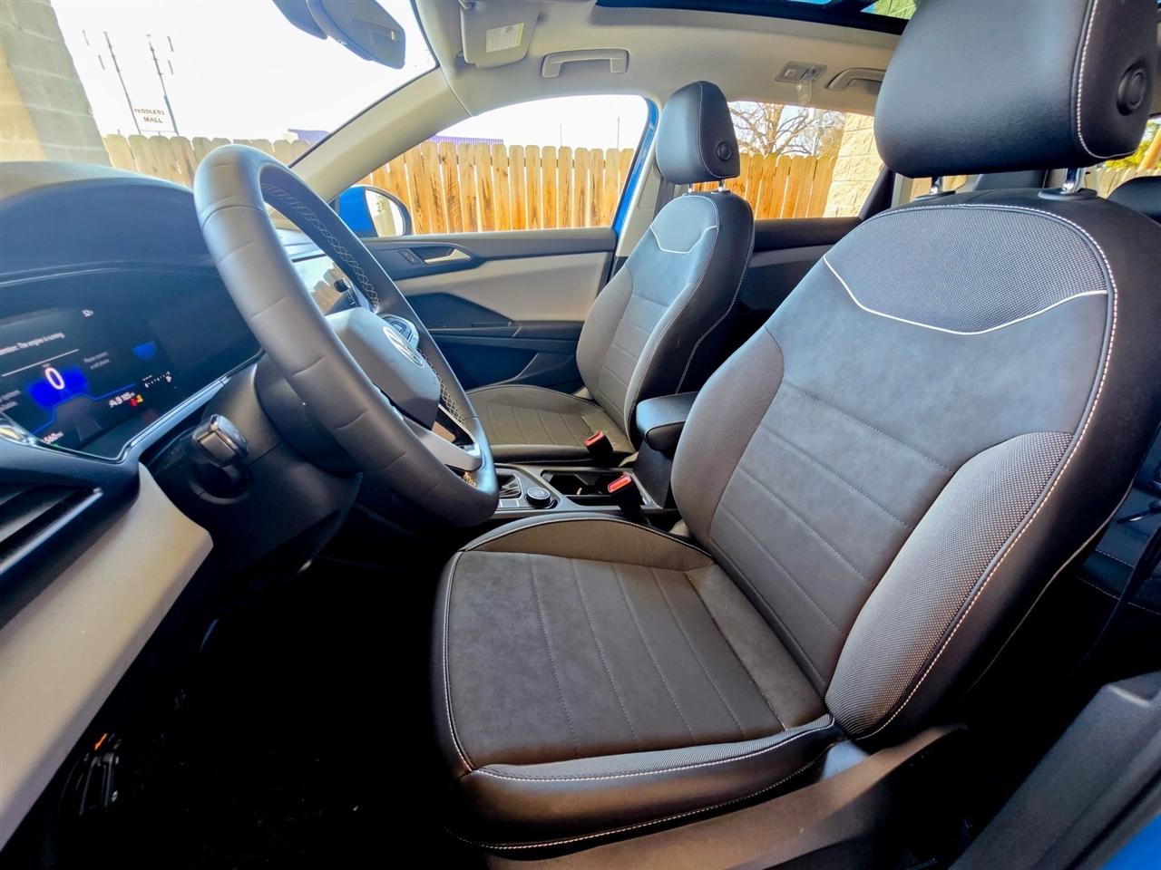 Volkswagen Taos  2023