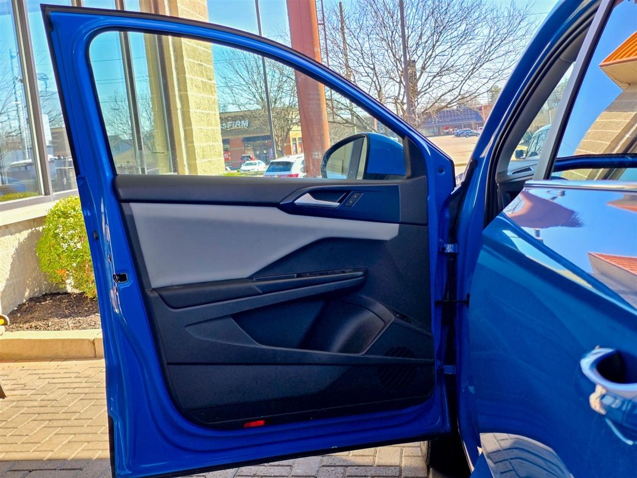 Volkswagen Taos  2023