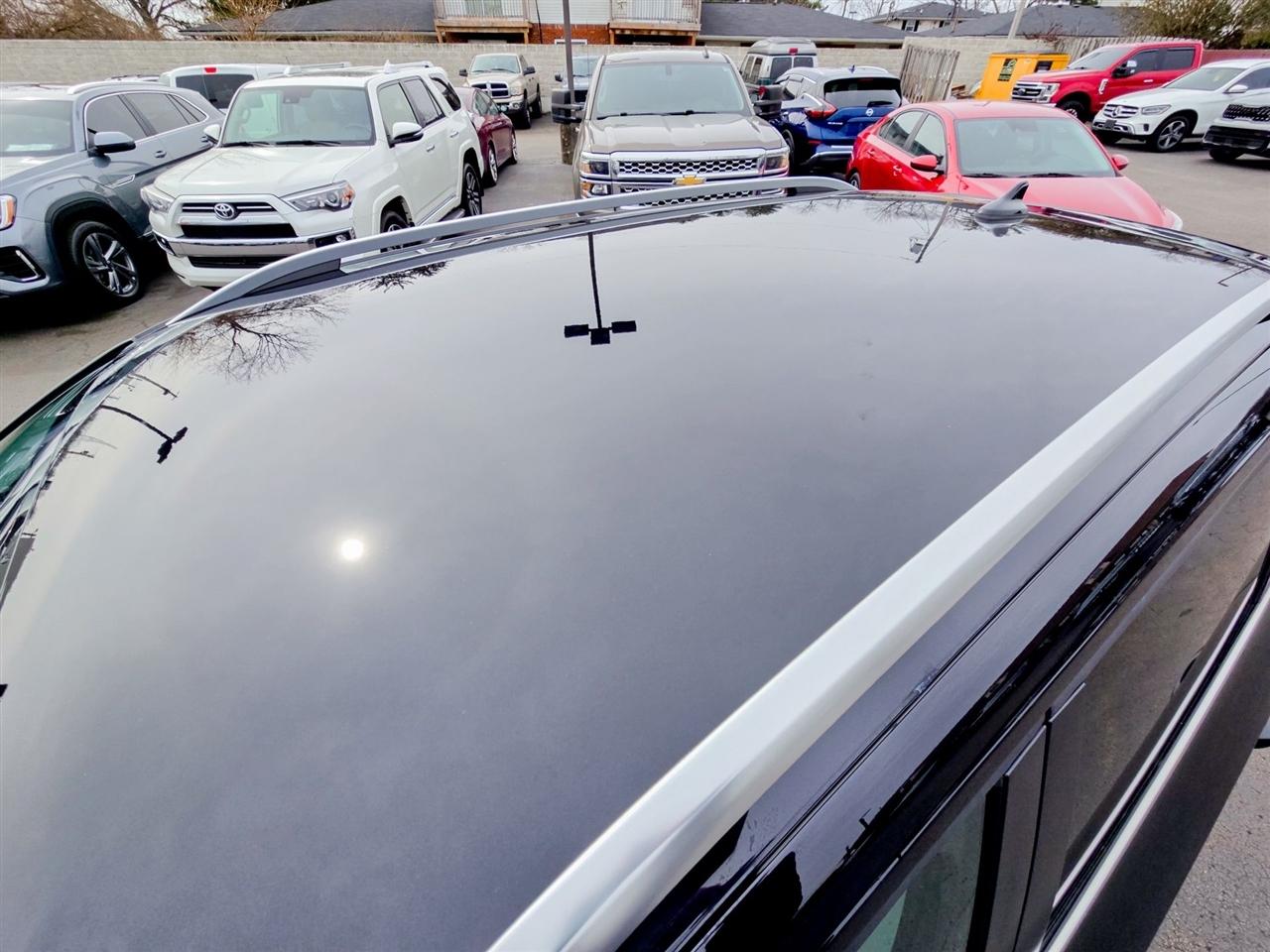 Volkswagen Taos  2025