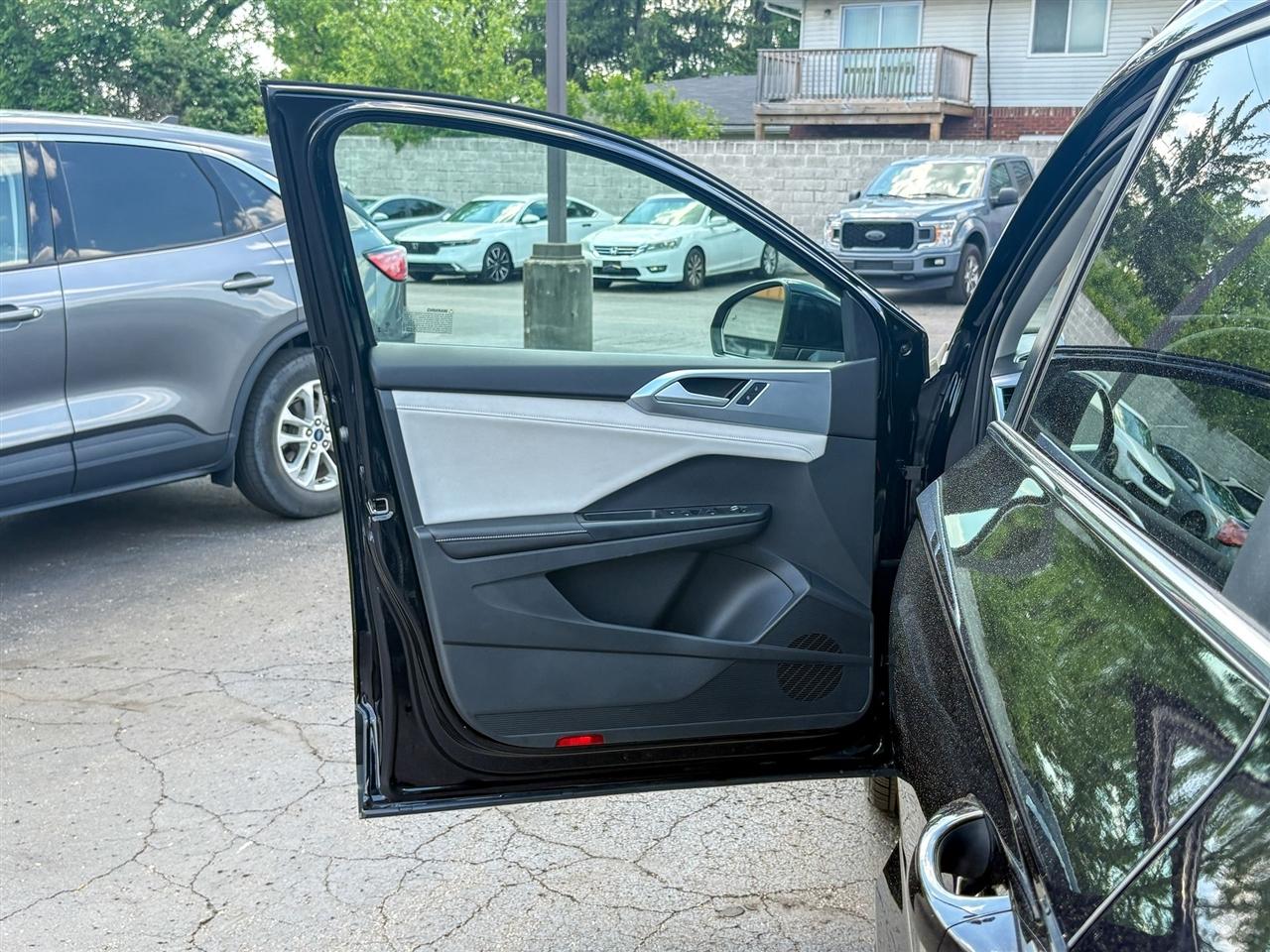 Volkswagen Taos  2025