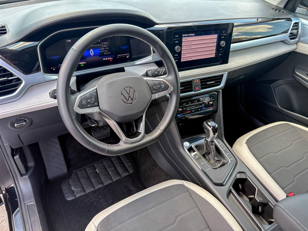 Volkswagen Taos  2025