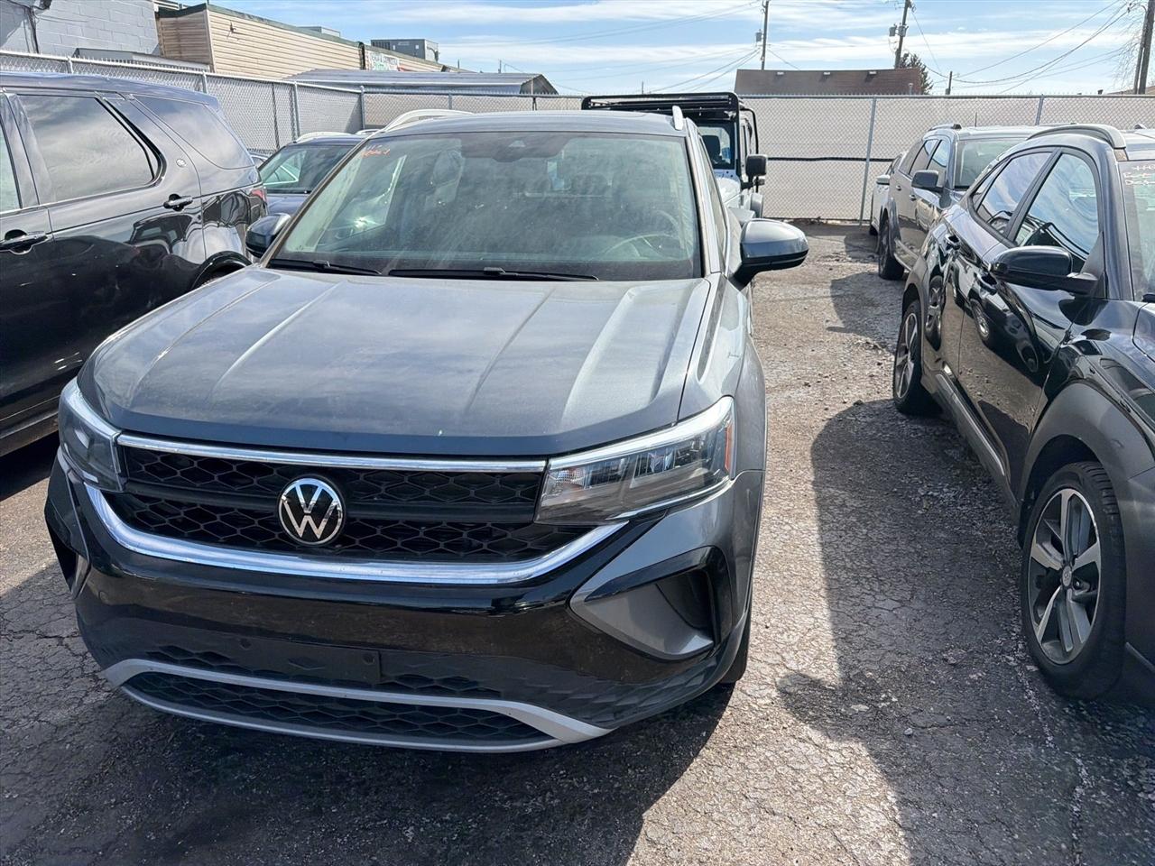 Volkswagen Taos  2024