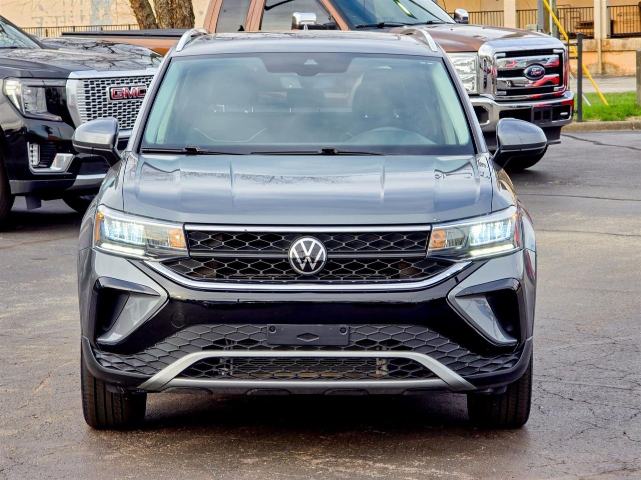 Volkswagen Taos  2024