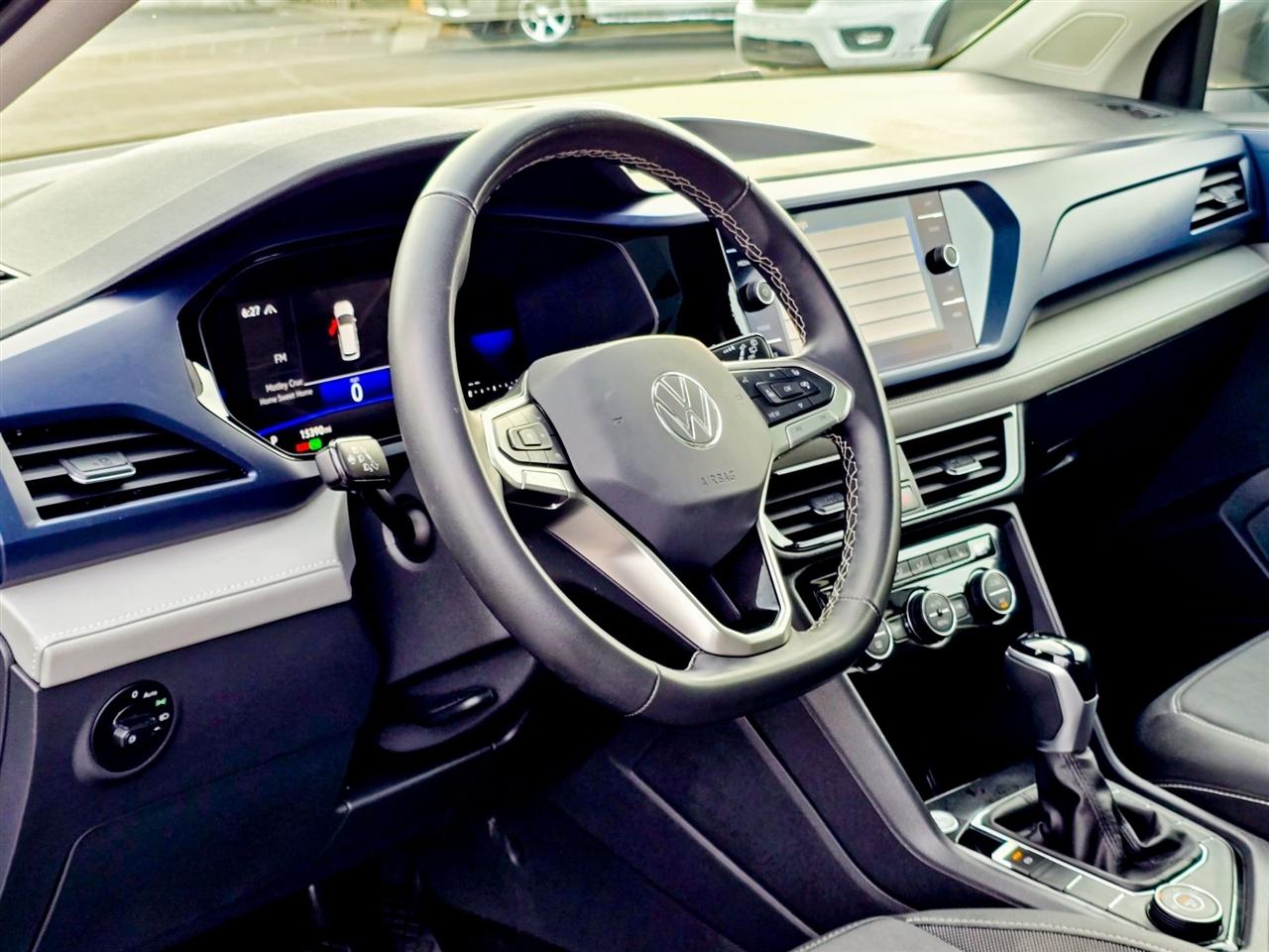 Volkswagen Taos  2024