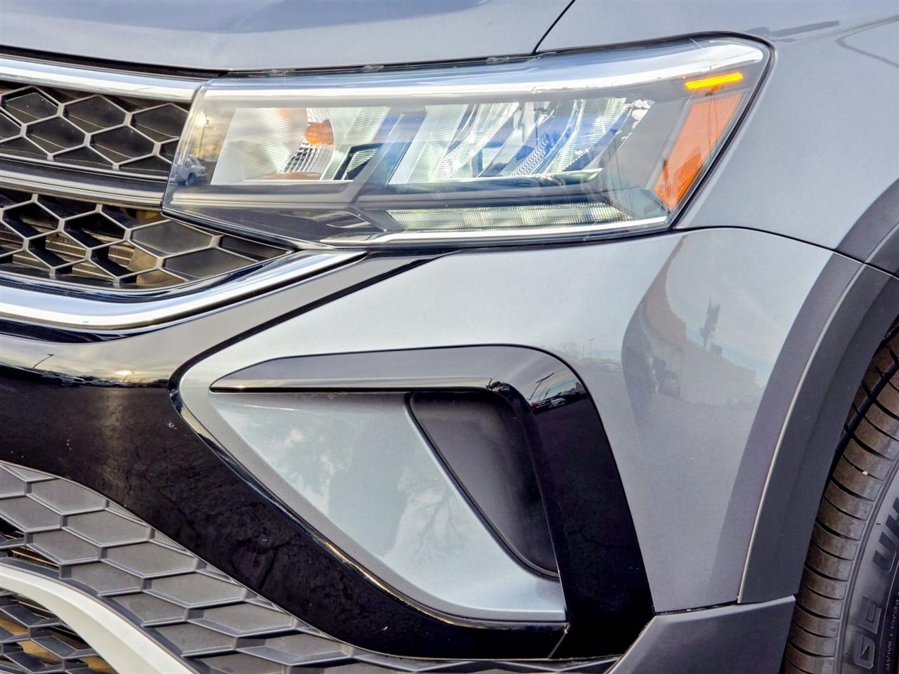 Volkswagen Taos  2024