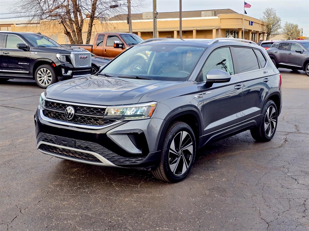 Volkswagen Taos  2024