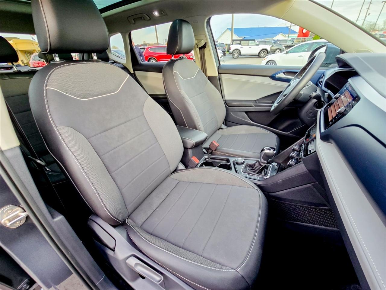 Volkswagen Taos  2024