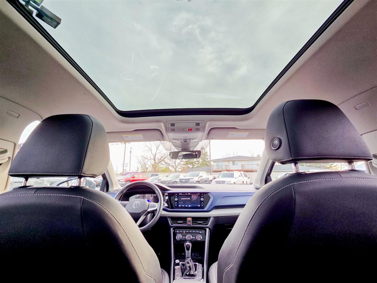 Volkswagen Taos  2024