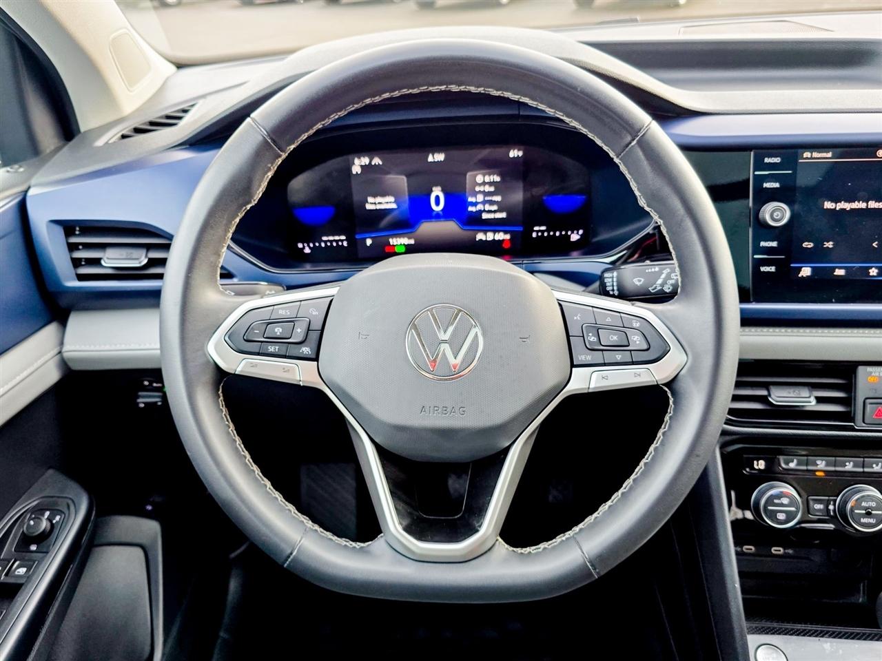 Volkswagen Taos  2024