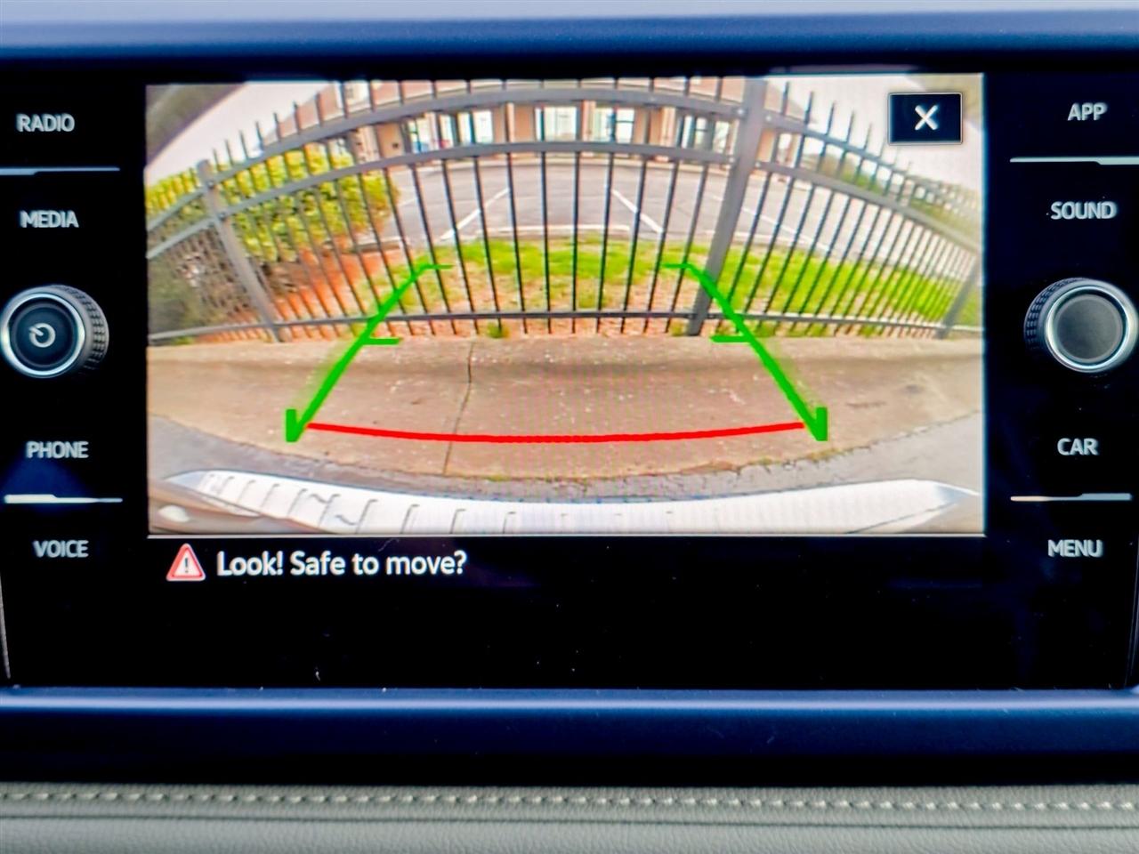 Volkswagen Taos  2024