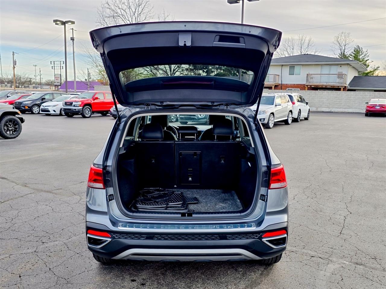 Volkswagen Taos  2024