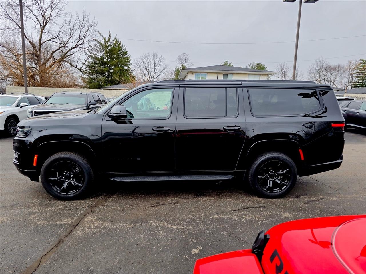 Jeep Wagoneer L  2024