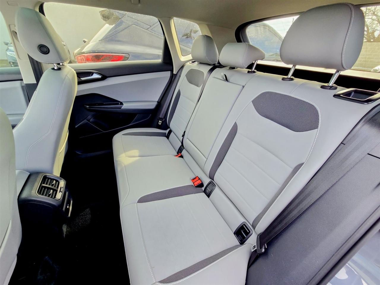 Volkswagen Taos  2022