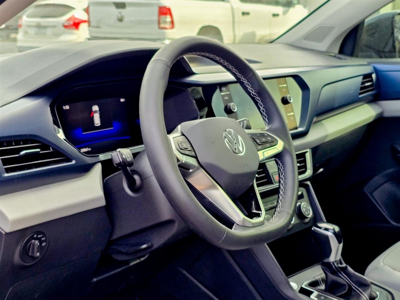 Volkswagen Taos  2022