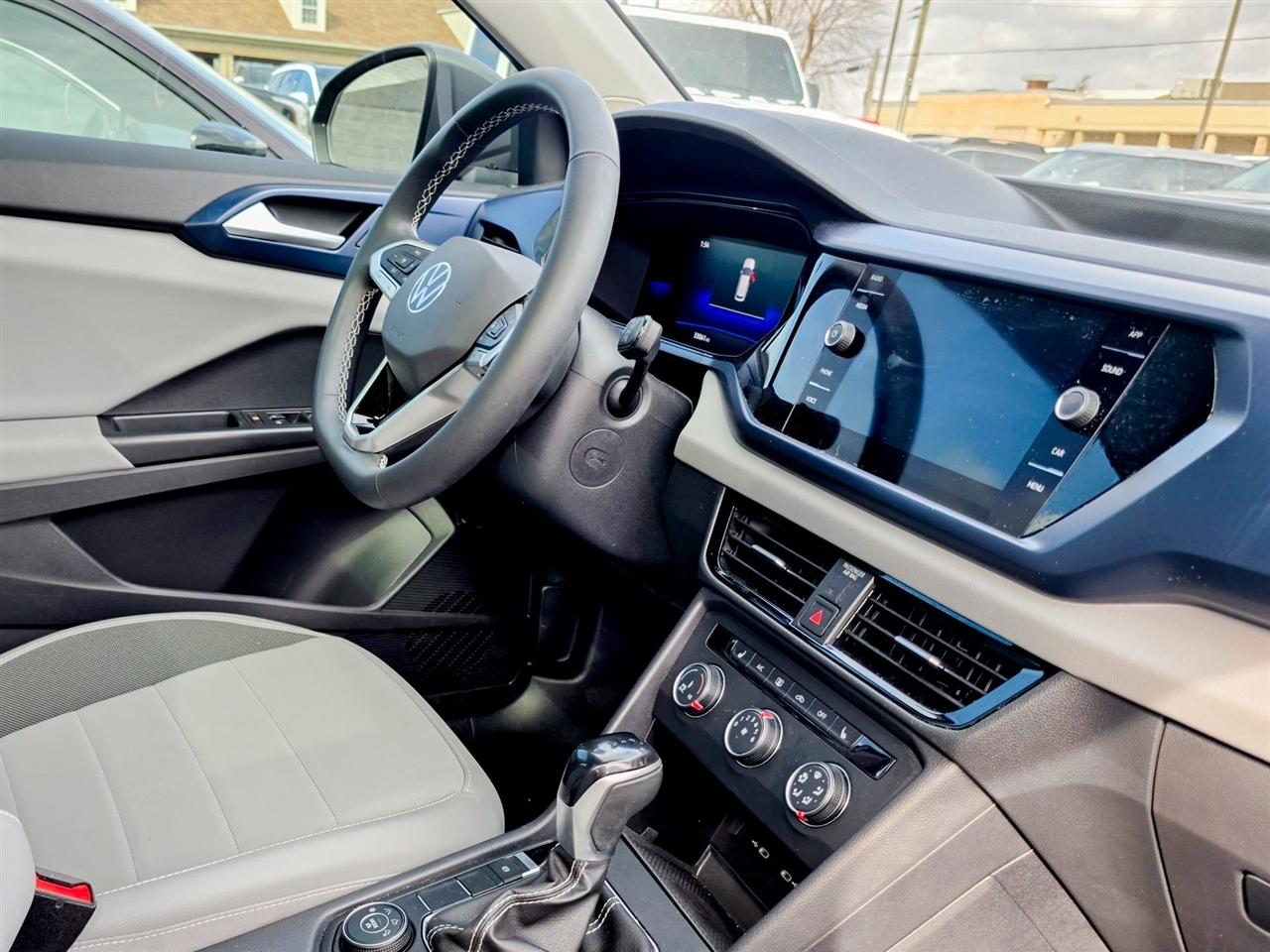 Volkswagen Taos  2022