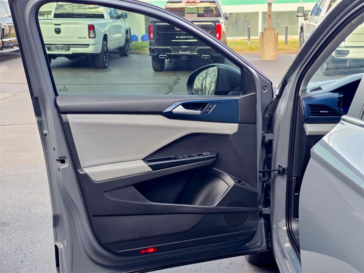 Volkswagen Taos  2022