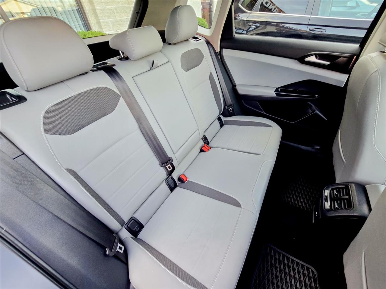 Volkswagen Taos  2022