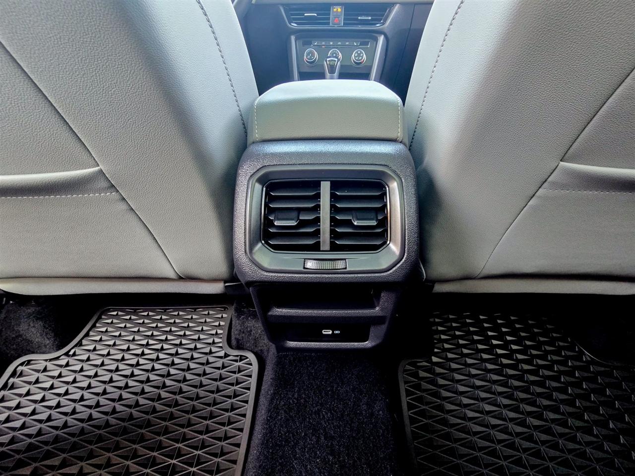 Volkswagen Taos  2022