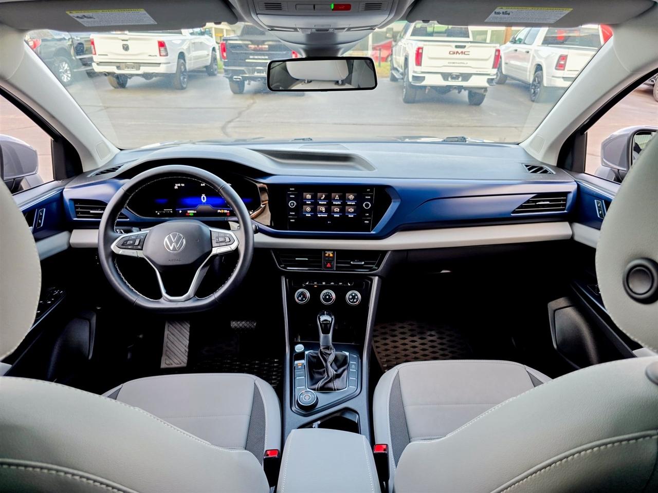 Volkswagen Taos  2022